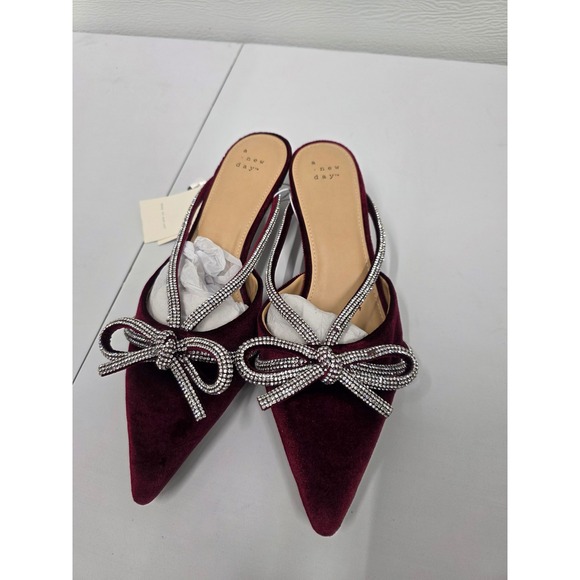 a new day Shoes - A New Day Burgundy Velvet Rhinestone Bow Kitten Heels Pointed Toe Mules Red